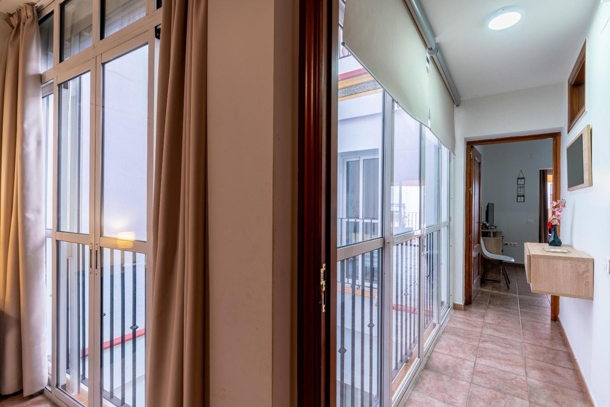 Aoa Casa Triana Familiar Con Terraza Lägenhet Sevilla Exteriör bild